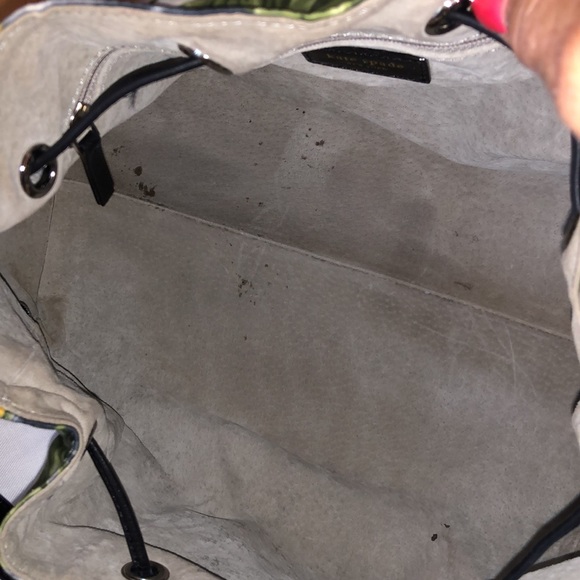 Beautiful Kate Spade bag flower pattern - Picture 11 of 12